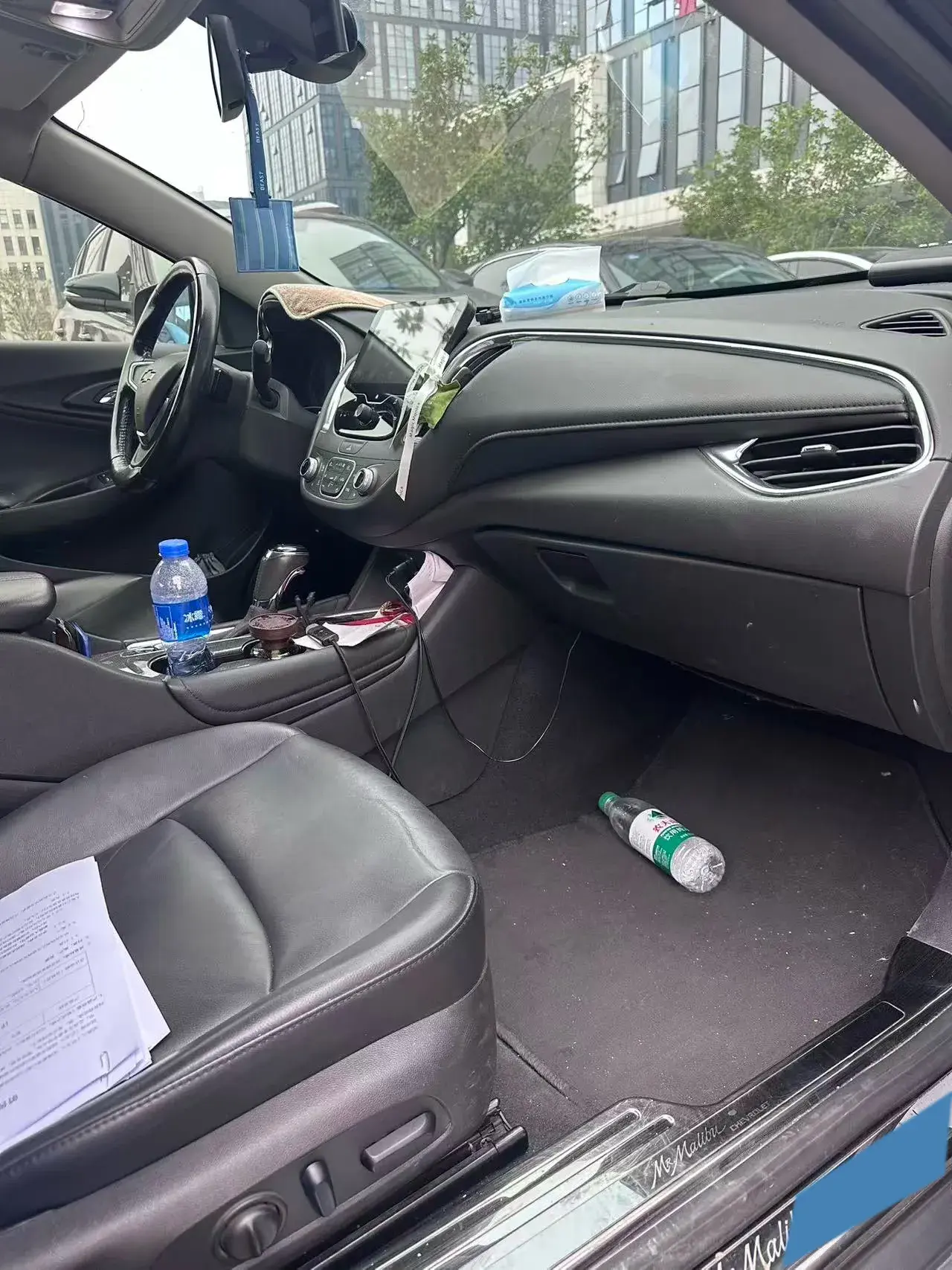 2018 CHEVROLET MALIBU thumbnail 2