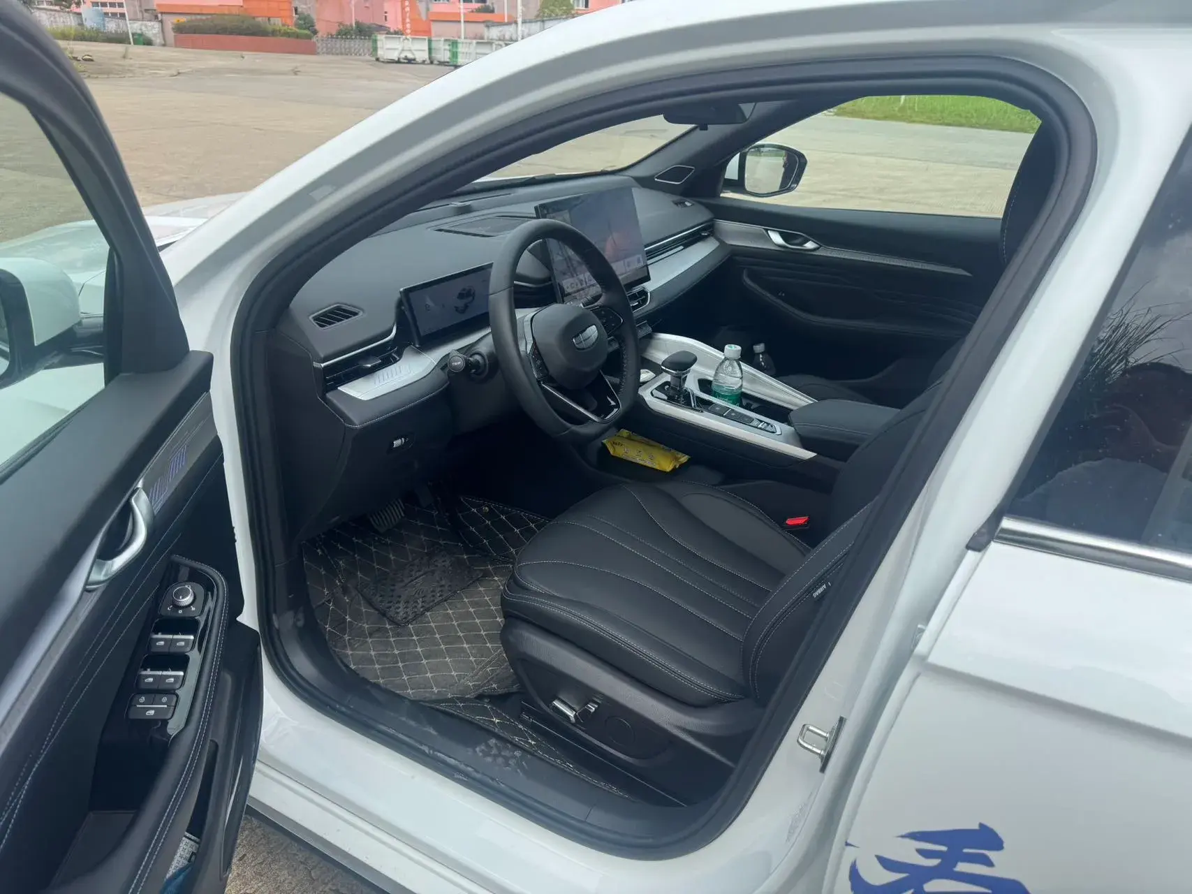 2025 GEELY PREFACE thumbnail 2