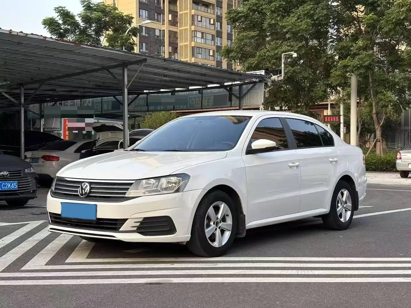 2019 VOLKSWAGEN LAVIDA view 1