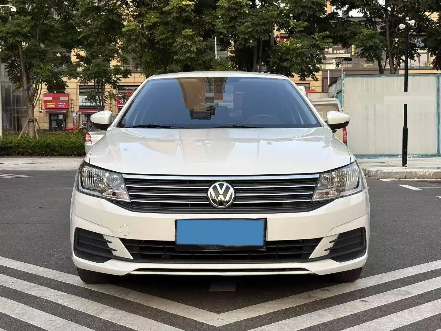 2019 VOLKSWAGEN LAVIDA thumbnail 2
