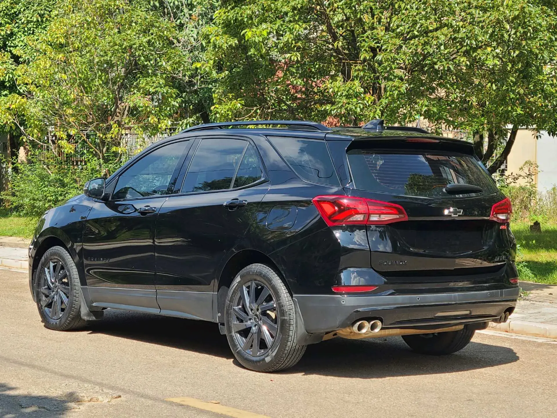 2021 CHEVROLET EQUINOX thumbnail 4