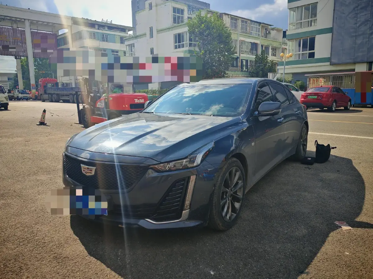 2021 Cadillac CT5 2.0T 237HP L4 10AT