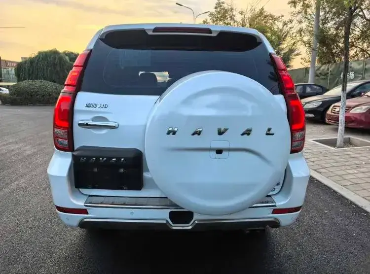 2017 HAVAL H9 thumbnail 4