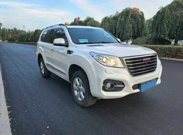 2017 HAVAL H9 thumbnail 3
