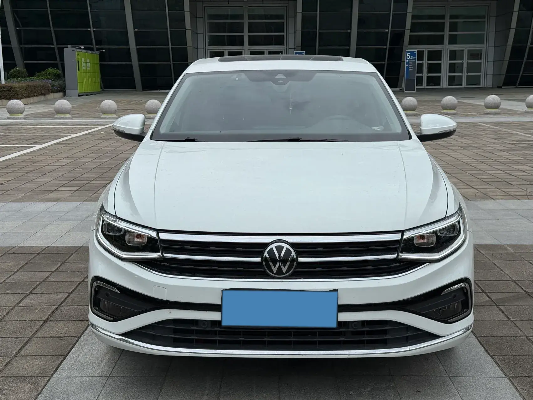 2023 VOLKSWAGEN BORA thumbnail 2