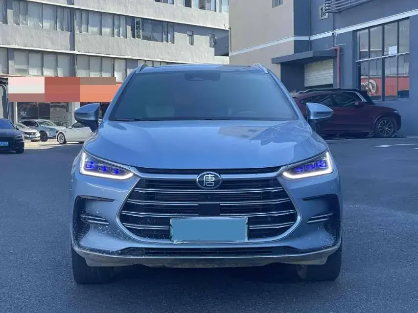 2022 BYD TANG thumbnail 2