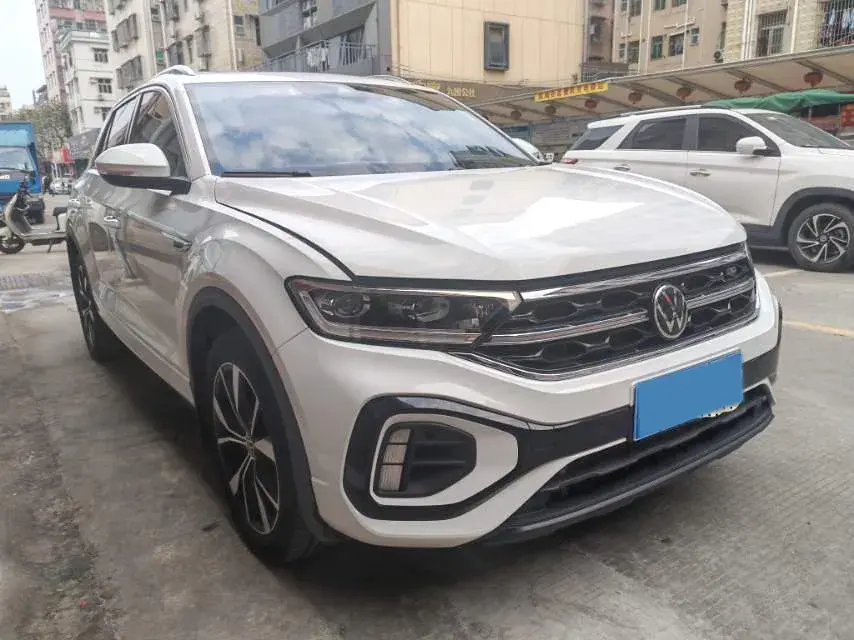 2023 VOLKSWAGEN T-ROC thumbnail 2