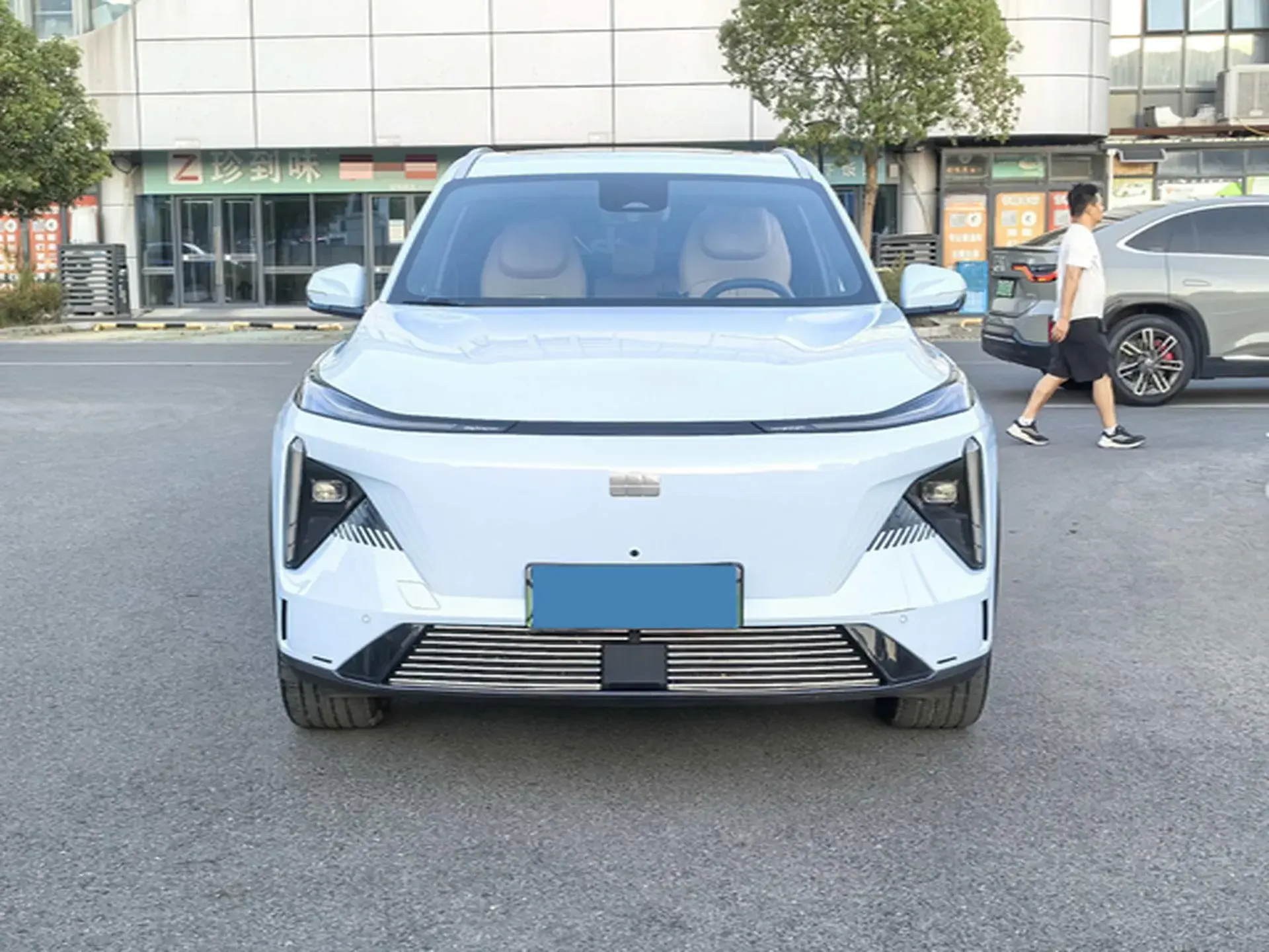 2023 GEELY GALAXY thumbnail 2