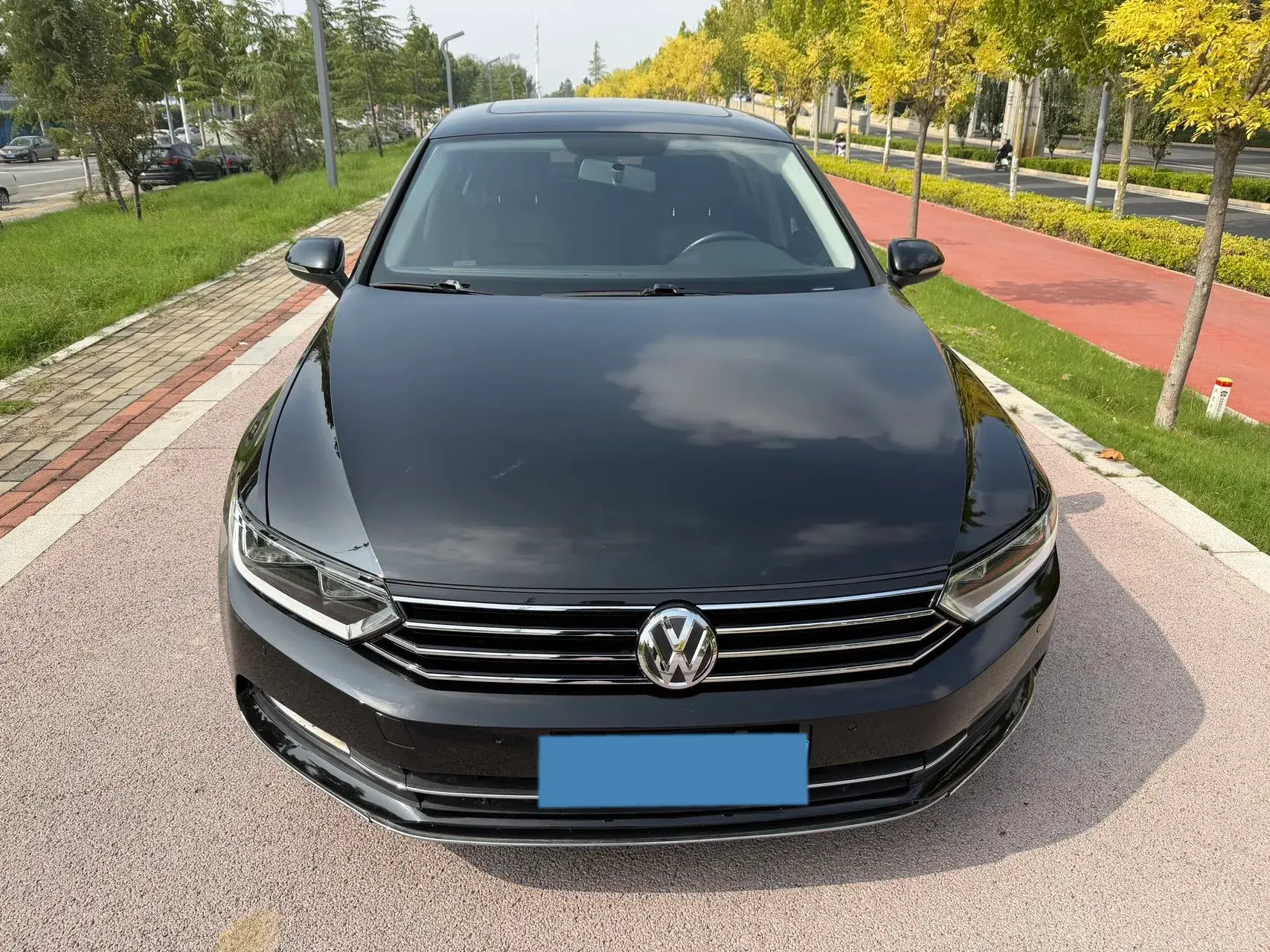 2017 VOLKSWAGEN MAGOTAN thumbnail 2