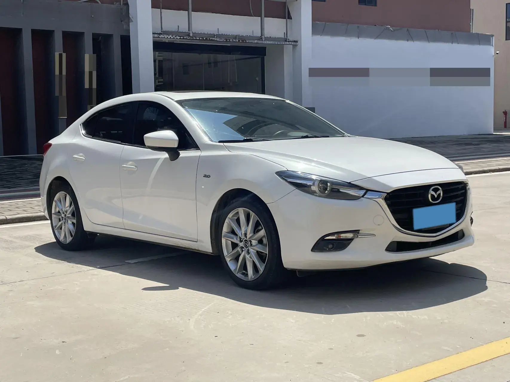 2017 MAZDA 3 thumbnail 3