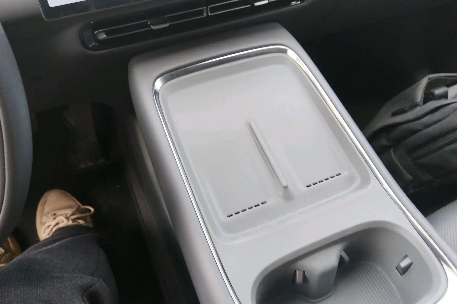 2024 XPENG P7+ thumbnail 2