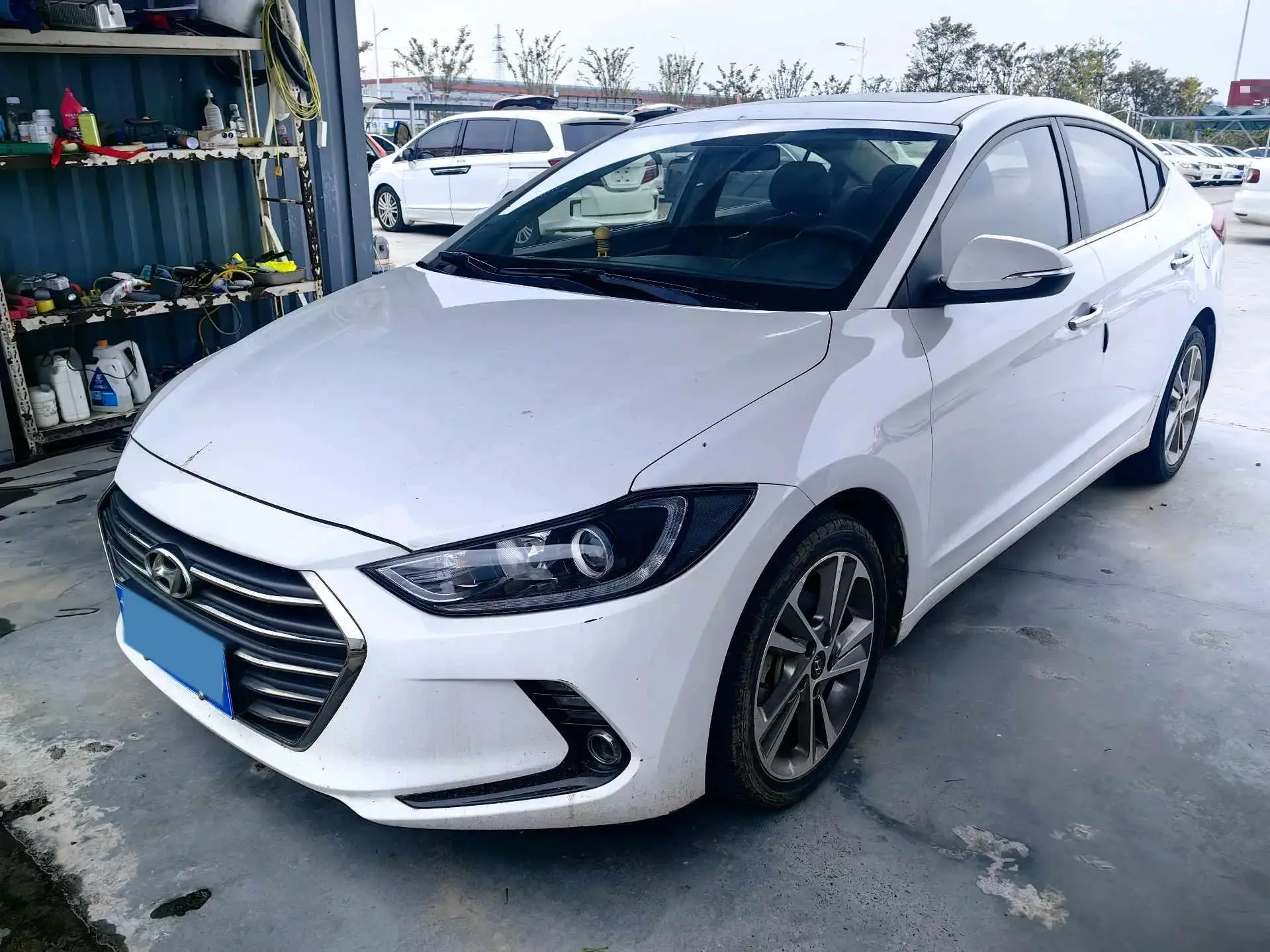 2016 HYUNDAI ELANTRA view 1