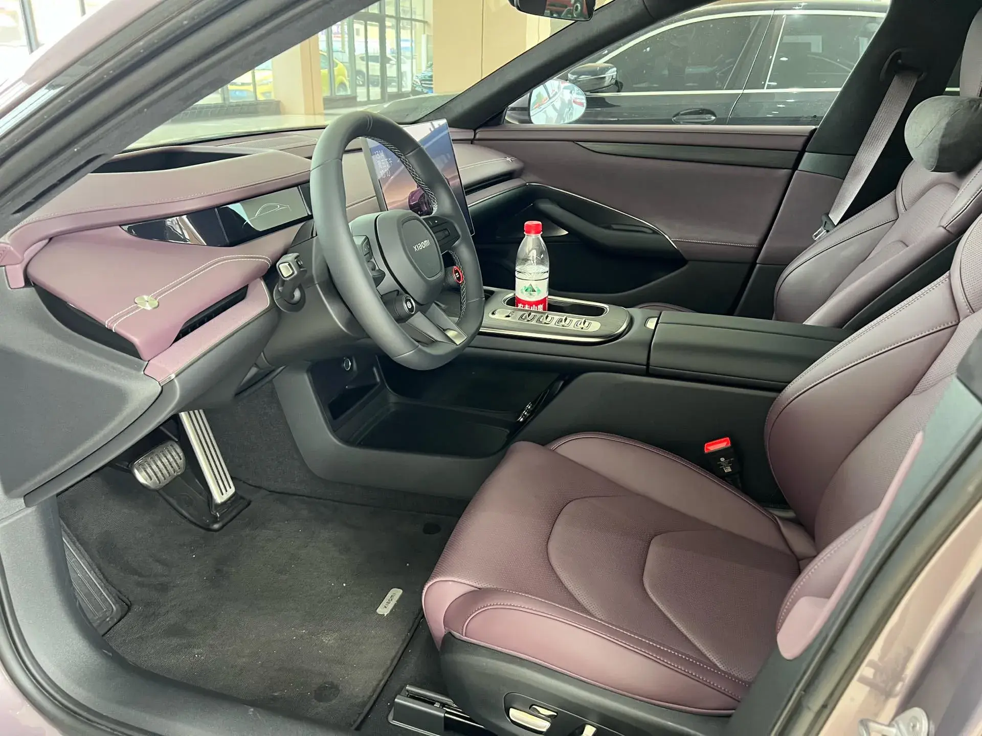 2024 MI SU7 thumbnail 2