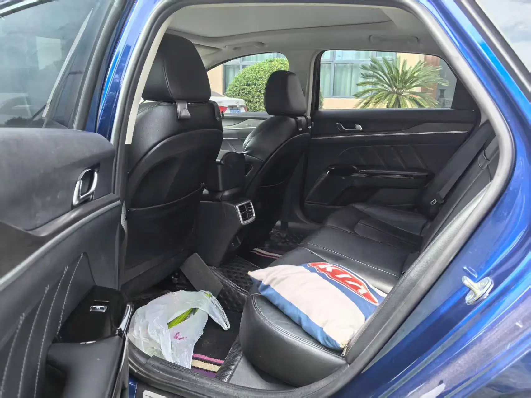 2020 KIA K5 thumbnail 4