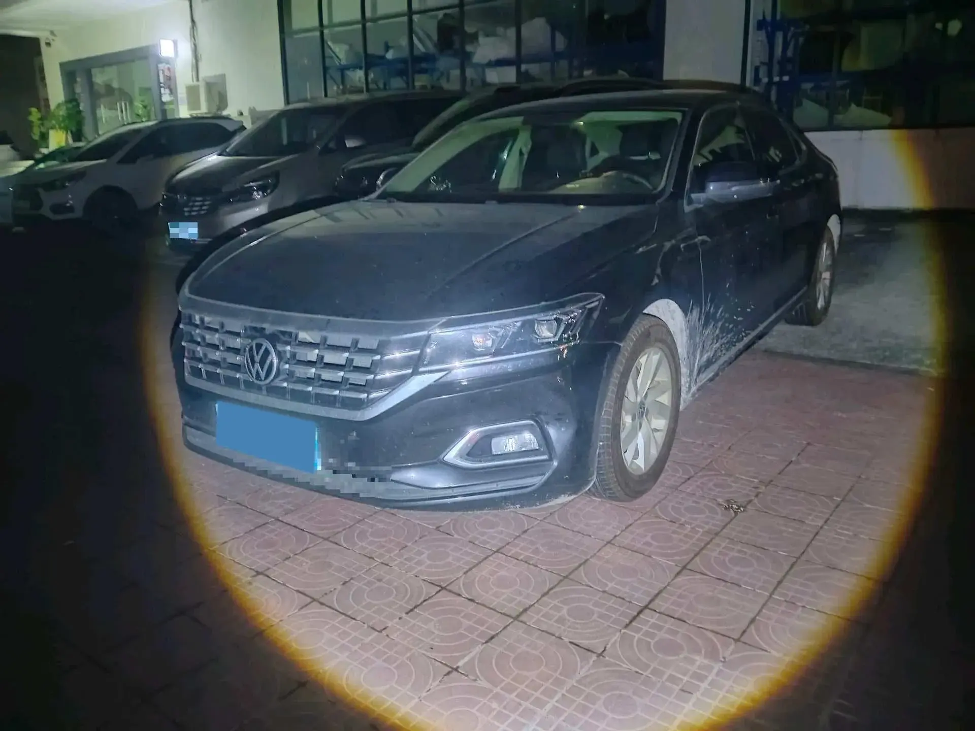 2020 VOLKSWAGEN PASSAT view 1