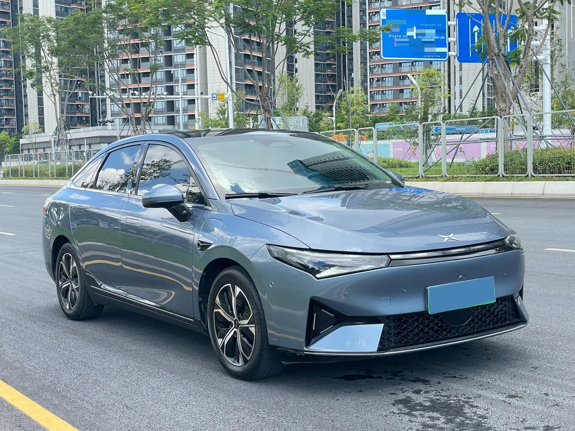 2021 XPENG P5 thumbnail 3