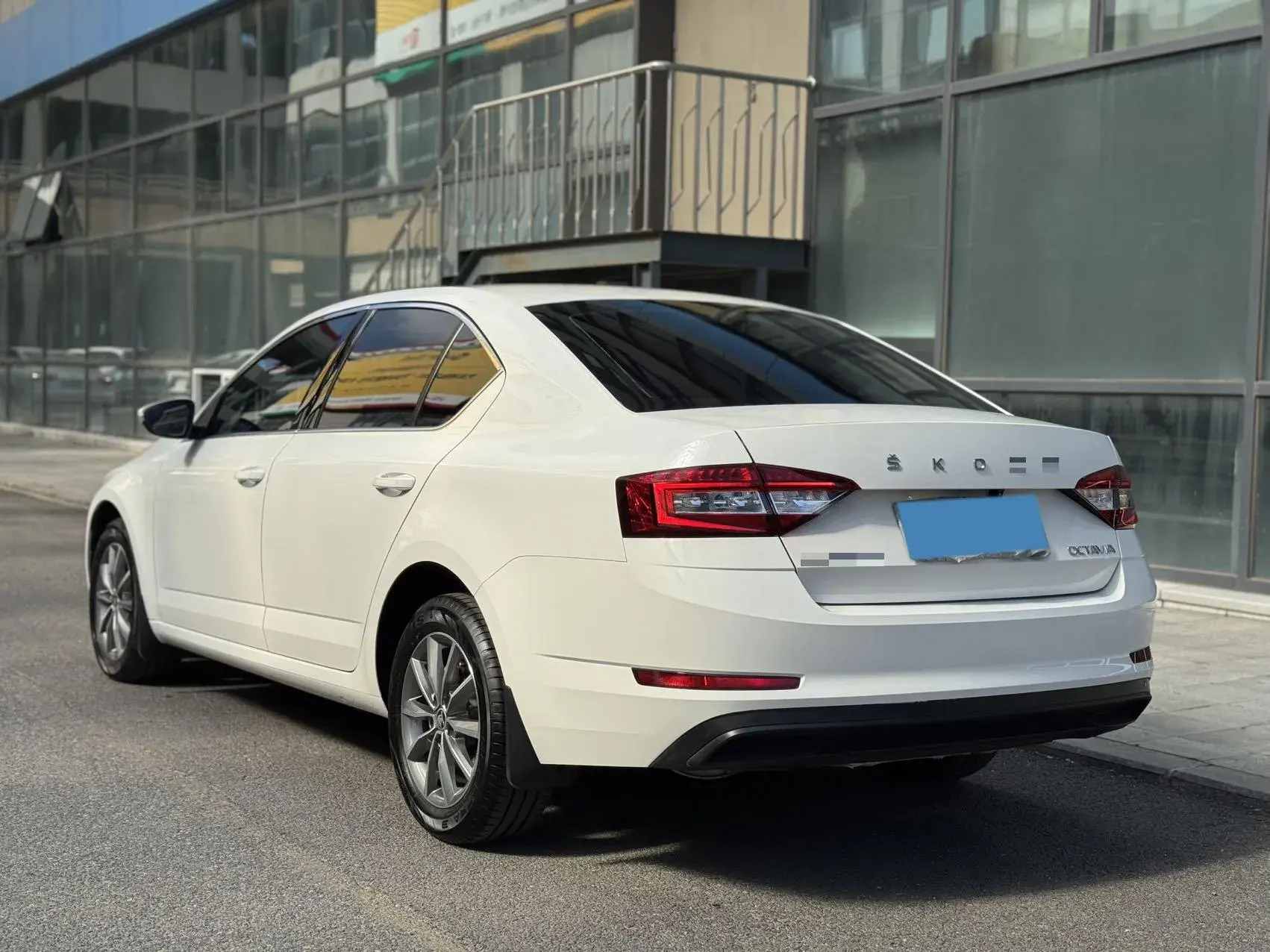 2022 SKODA OCTAVIA thumbnail 4