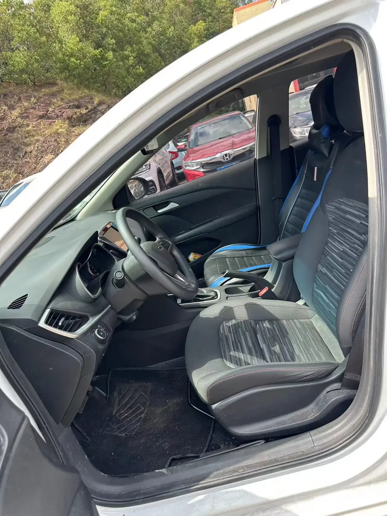 2019 CHEVROLET MONZA thumbnail 3