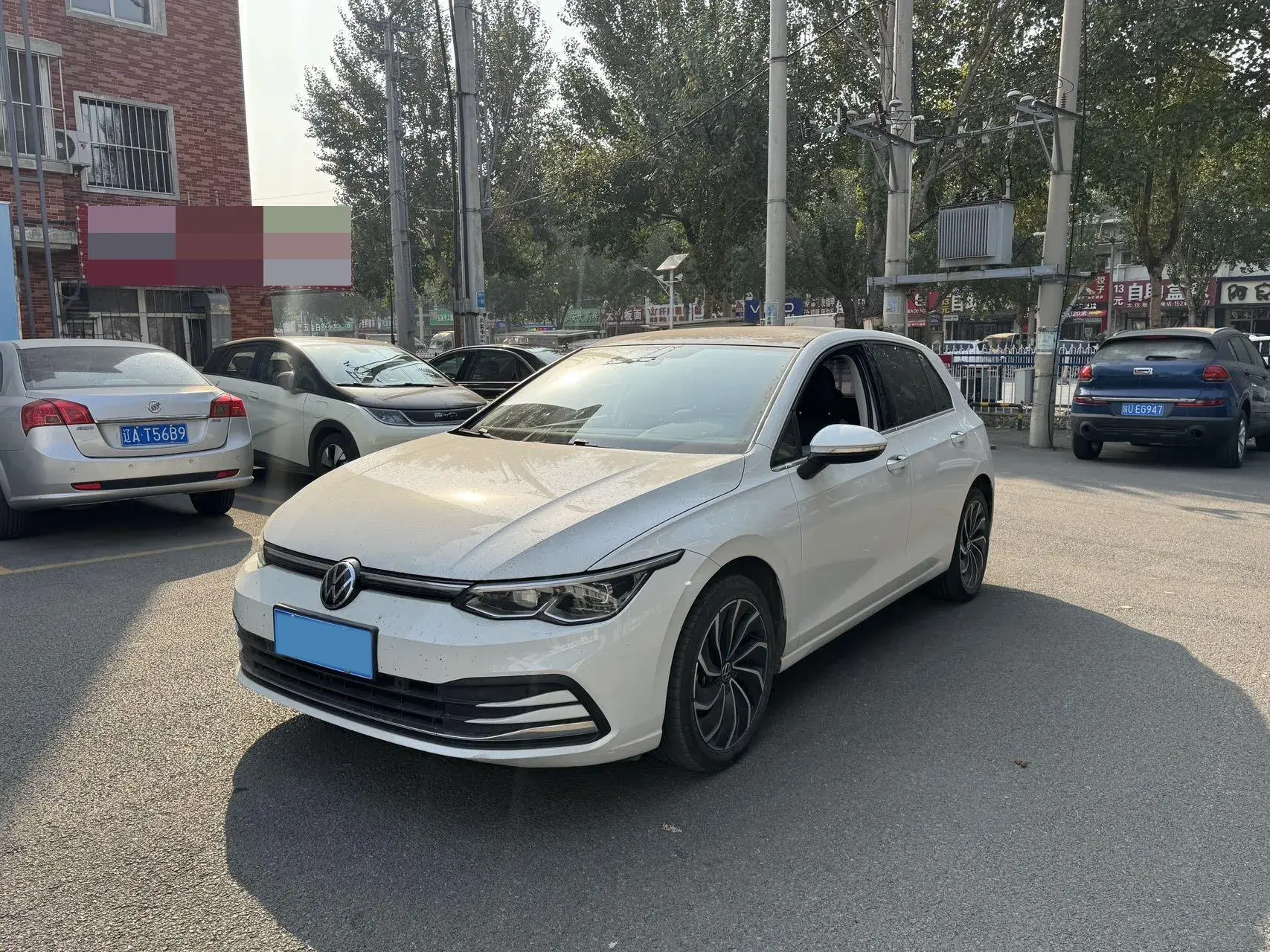2021 VOLKSWAGEN GOLF view 1
