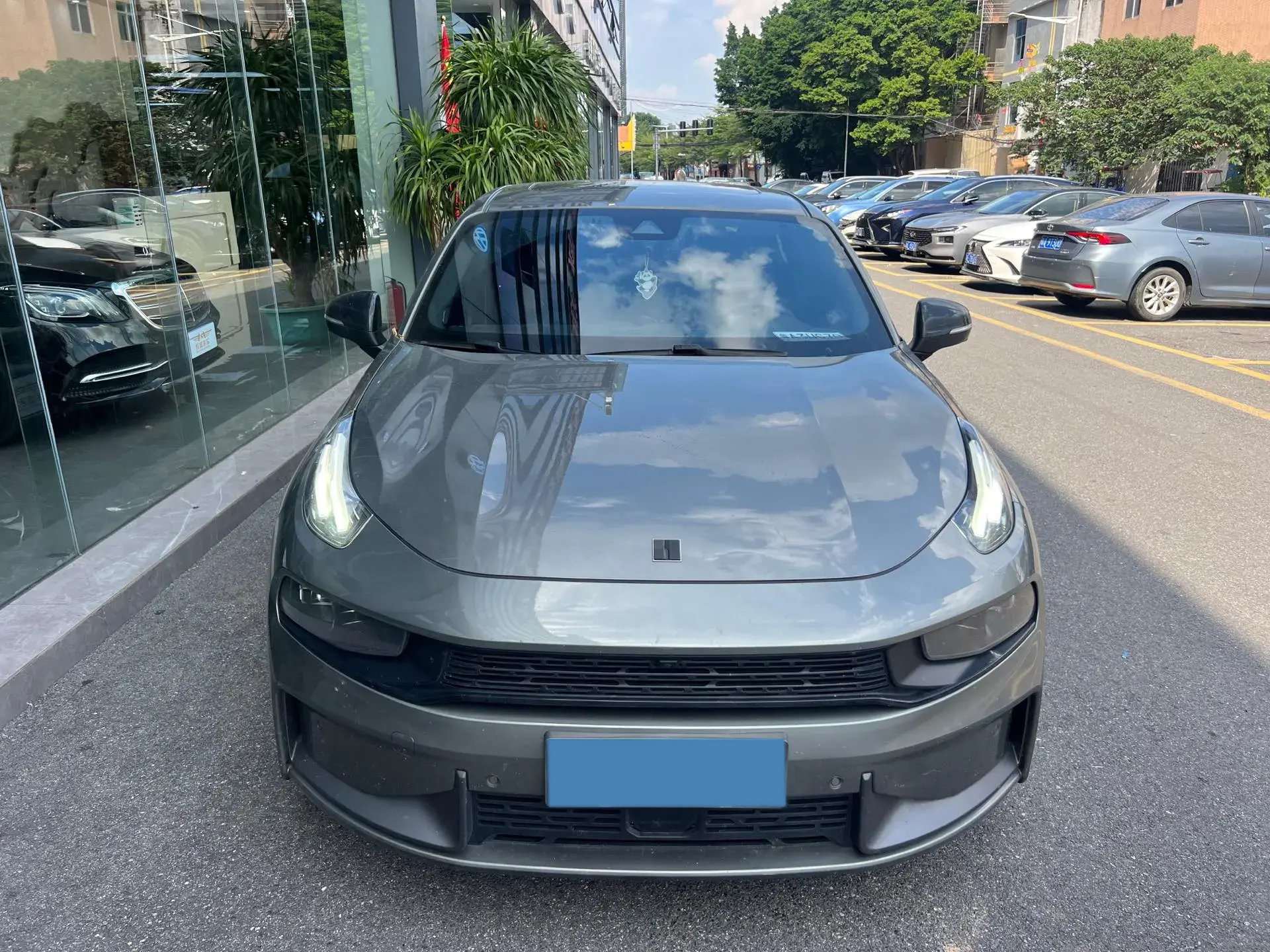 2021 LYNK&CO 03 thumbnail 2