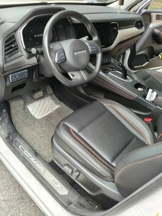 2020 HAVAL F7 thumbnail 4