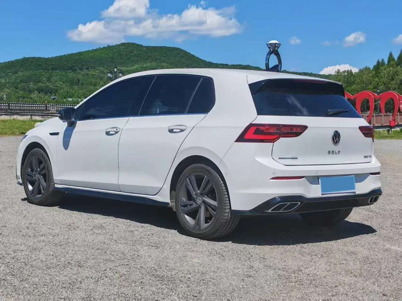 2021 VOLKSWAGEN GOLF thumbnail 4