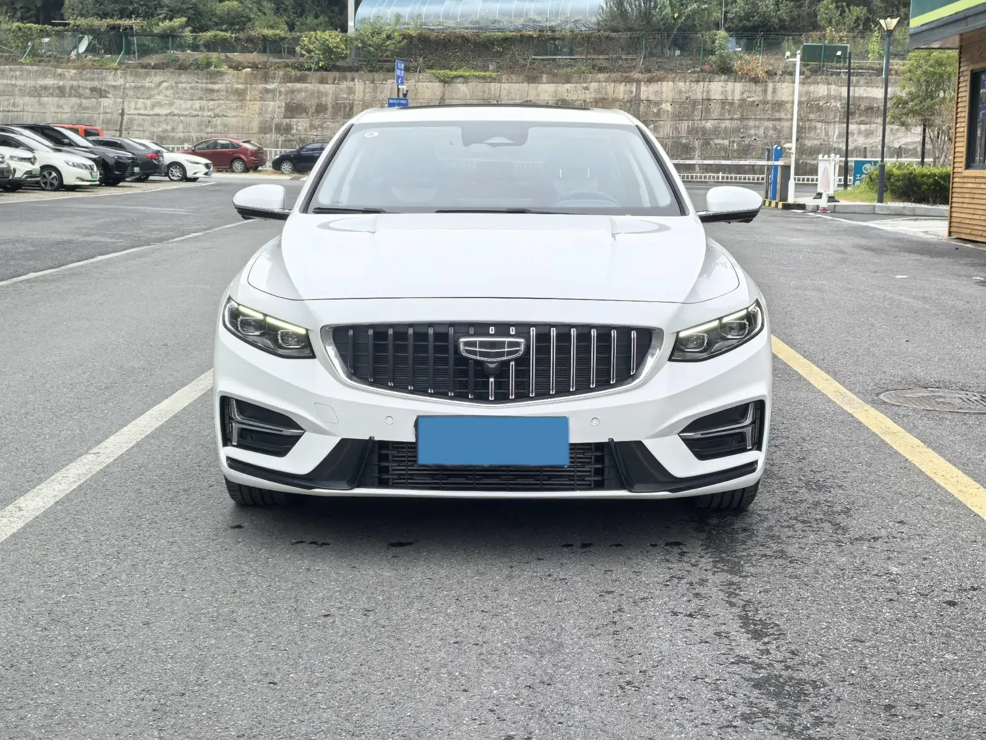 2023 GEELY PREFACE thumbnail 2