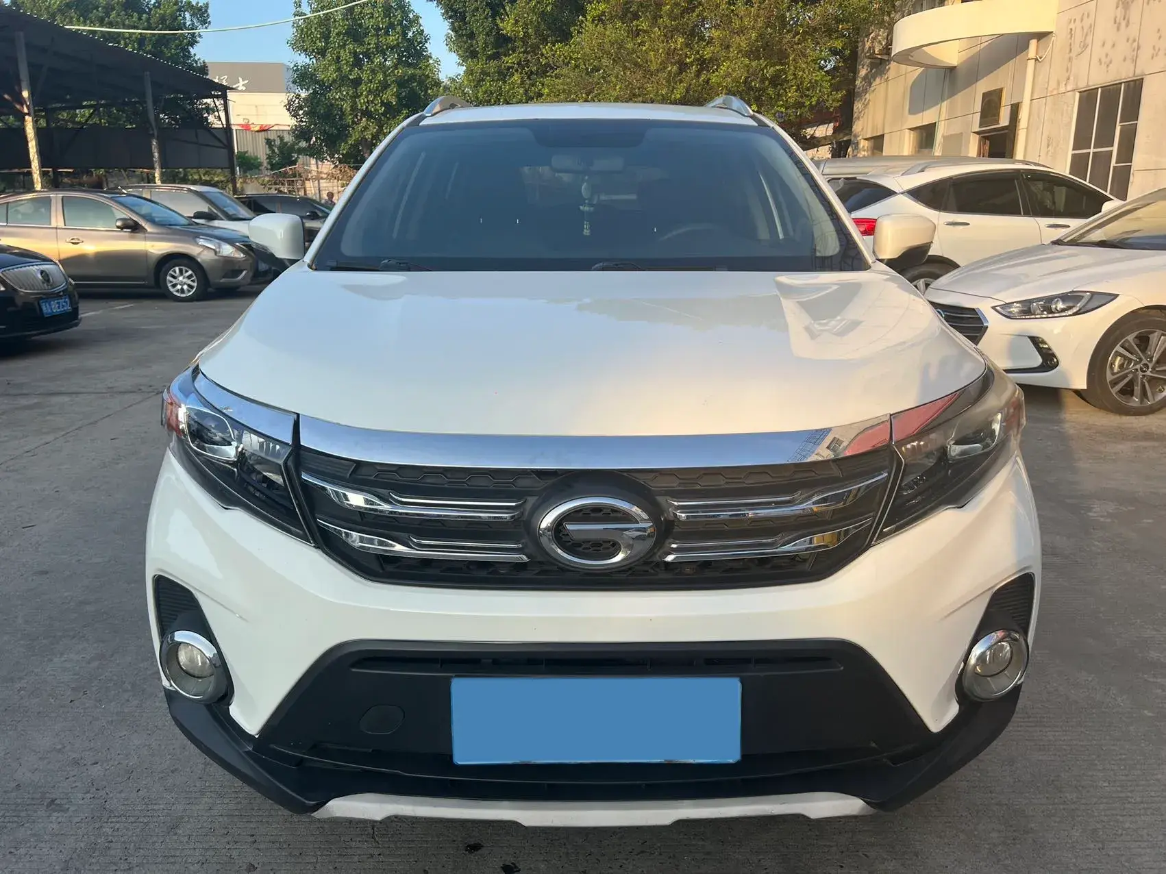 2017 GAC TRUMPCHI thumbnail 2