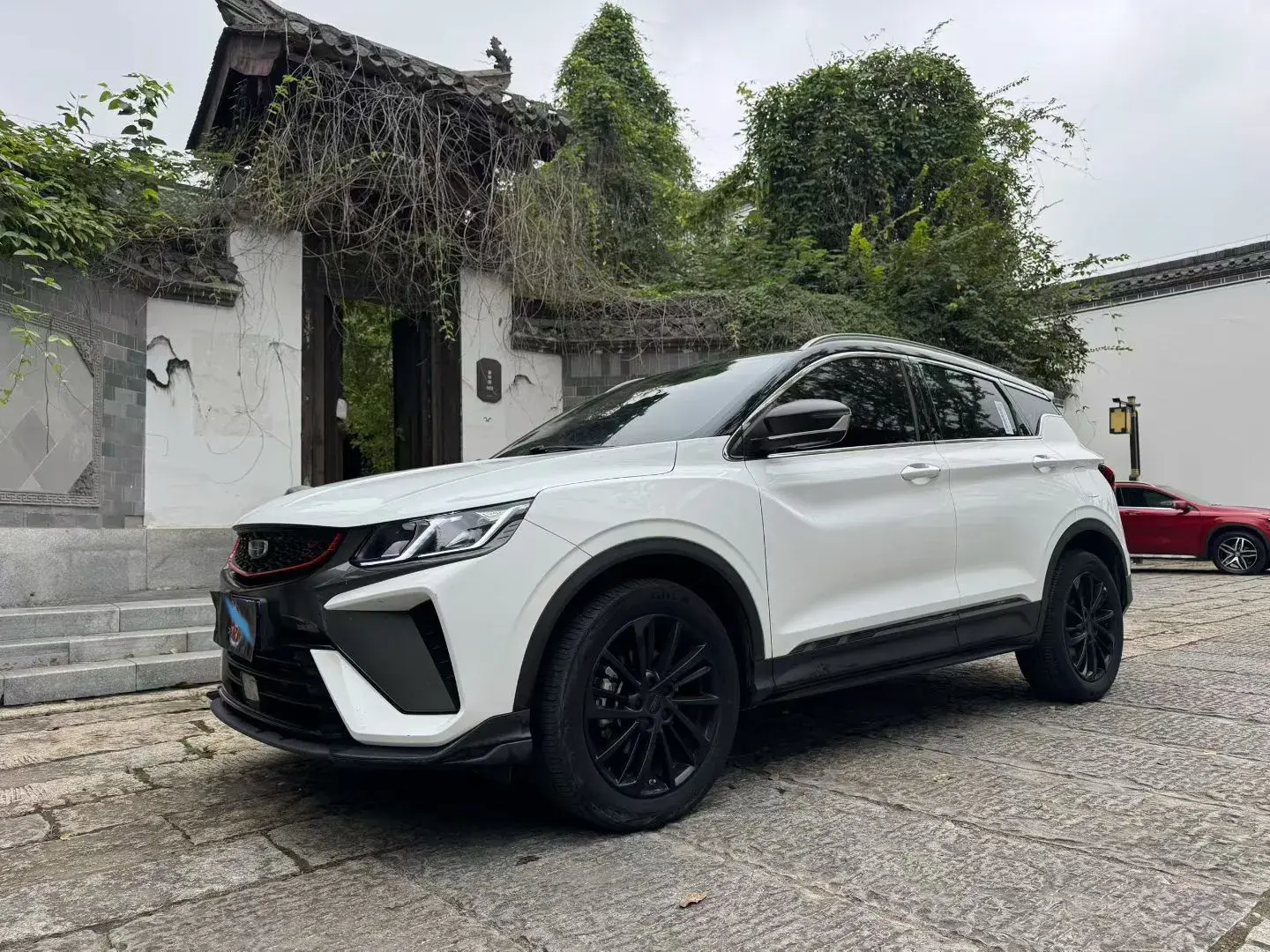 2021 GEELY COOLRAY view 1