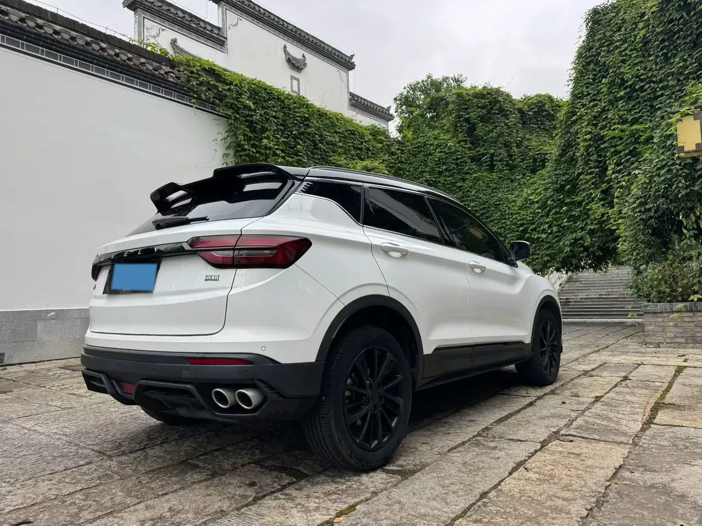 2021 GEELY COOLRAY thumbnail 4