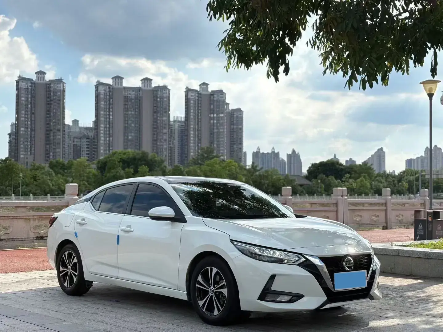 2021 NISSAN SYLPHY thumbnail 2