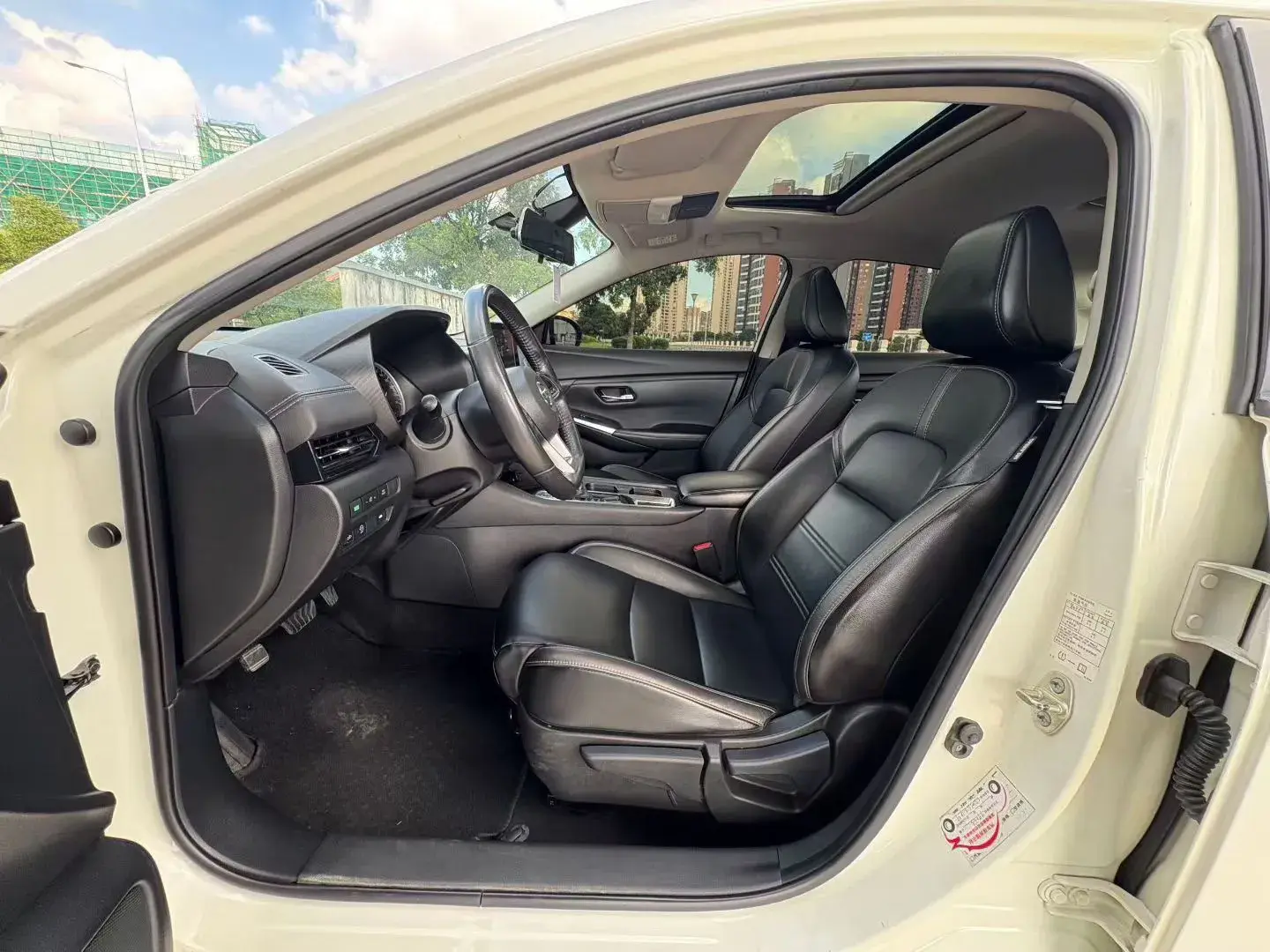 2021 NISSAN SYLPHY thumbnail 4