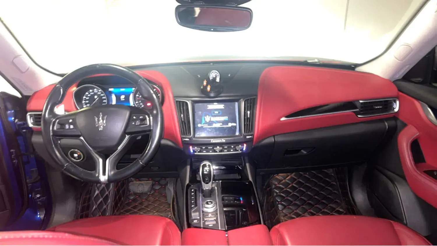 2016 MASERATI LEVANTE thumbnail 4