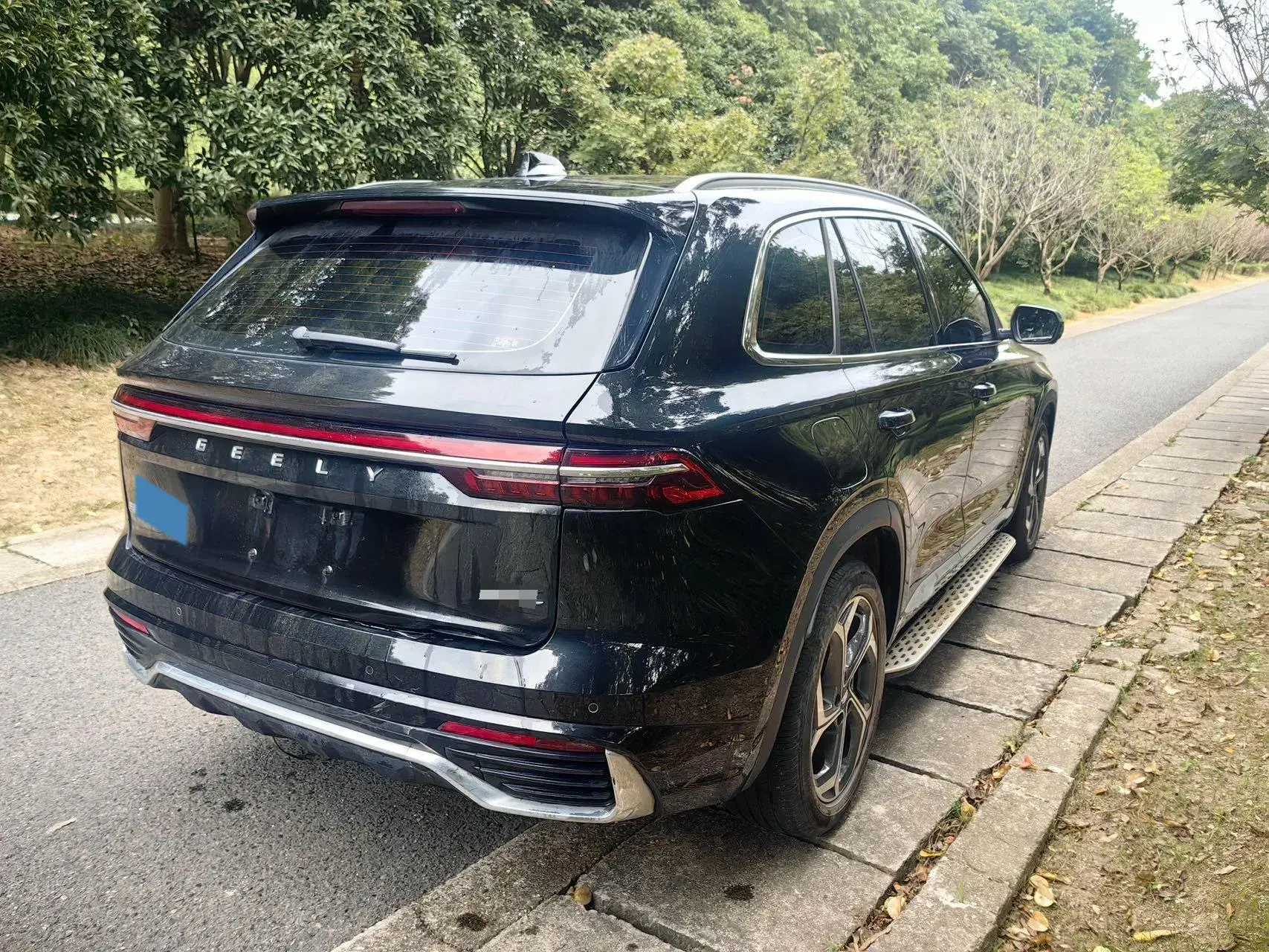 2021 GEELY MONJARO thumbnail 4