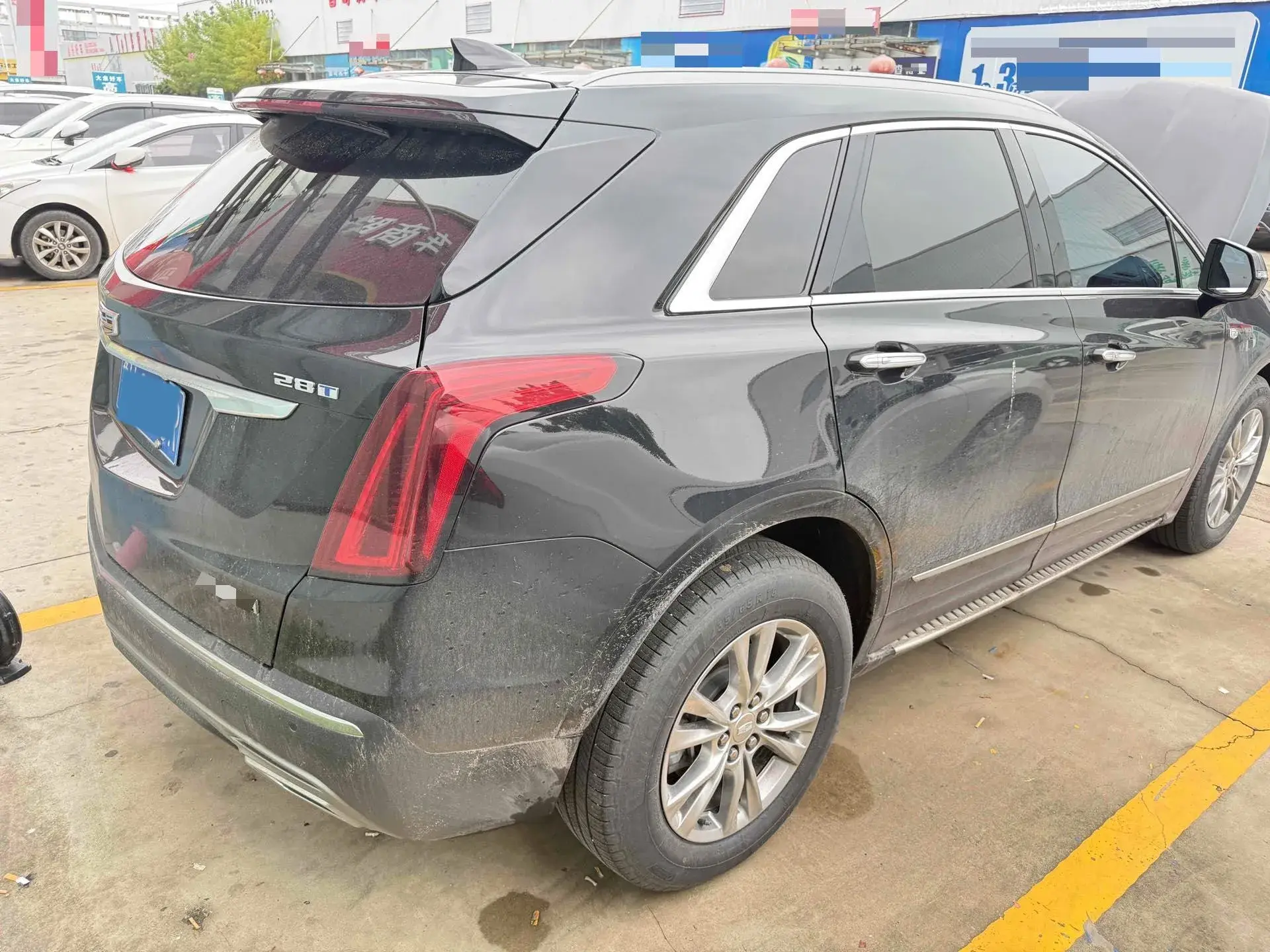 2023 CADILLAC XT5 thumbnail 2