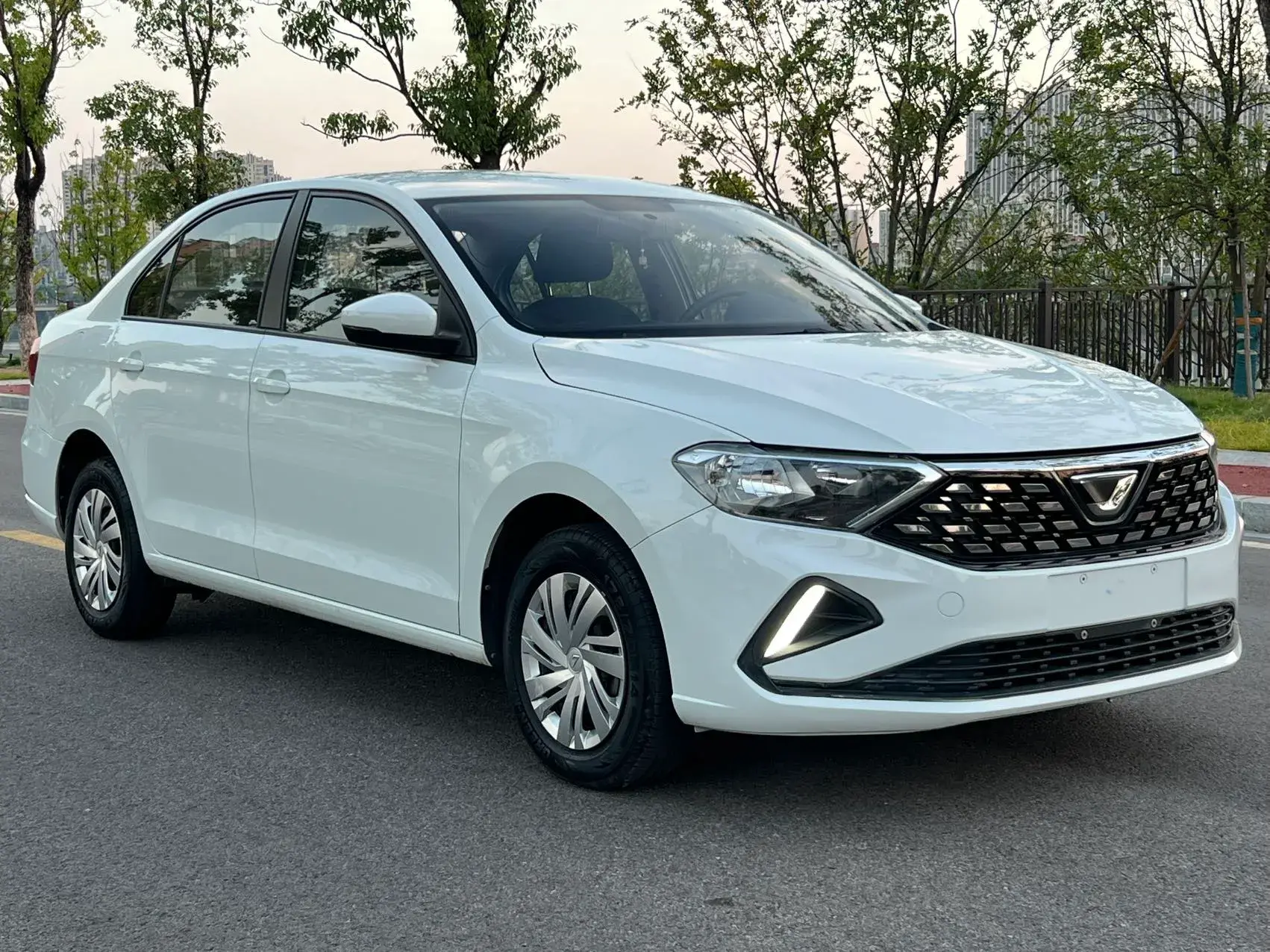 2021 JETTA VA3 thumbnail 3