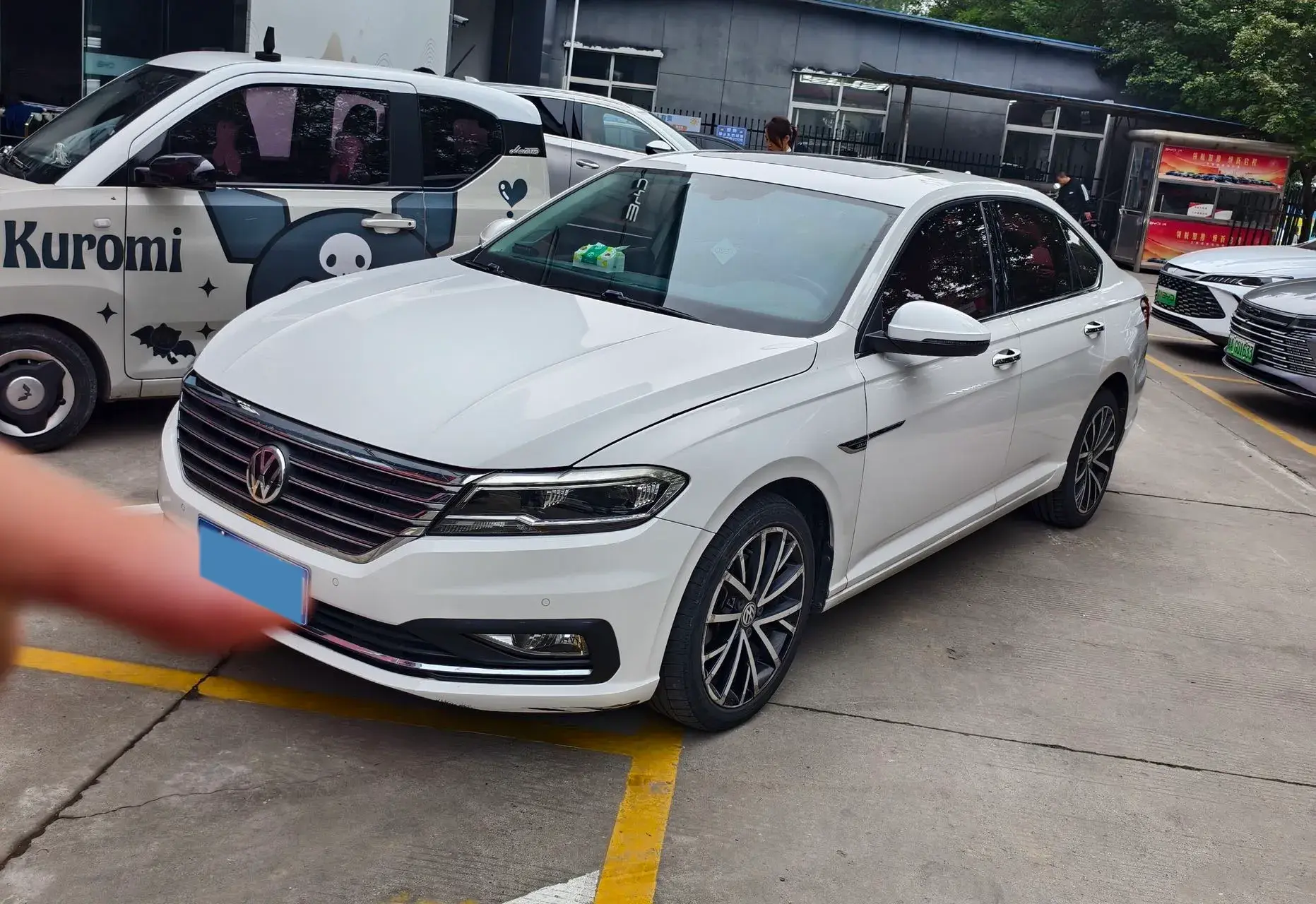 2018 VOLKSWAGEN LAVIDA view 1