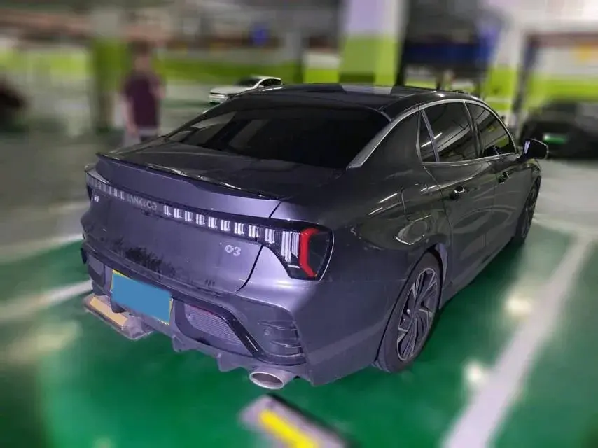 2023 LYNK&CO 03 thumbnail 3