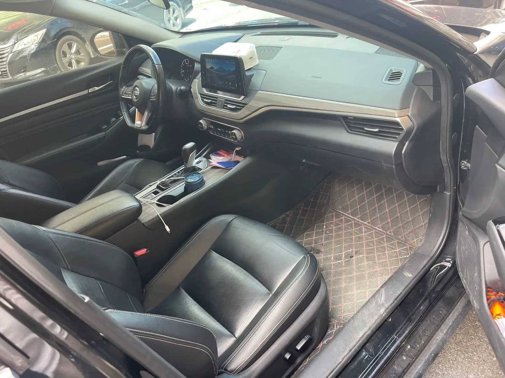 2020 NISSAN TEANA thumbnail 3