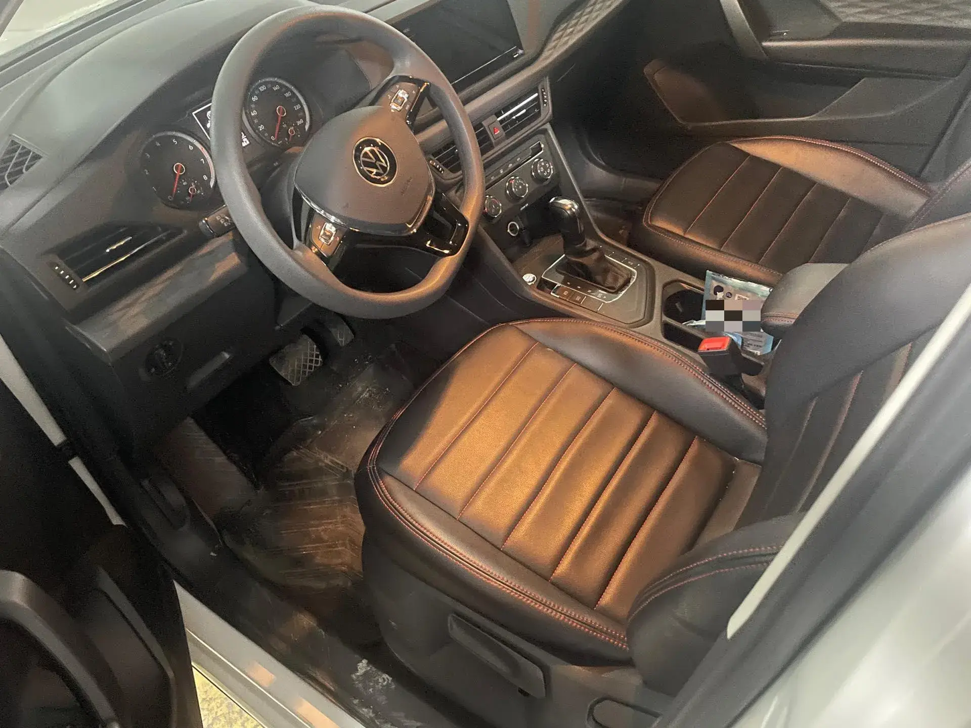 2021 VOLKSWAGEN THARU thumbnail 3