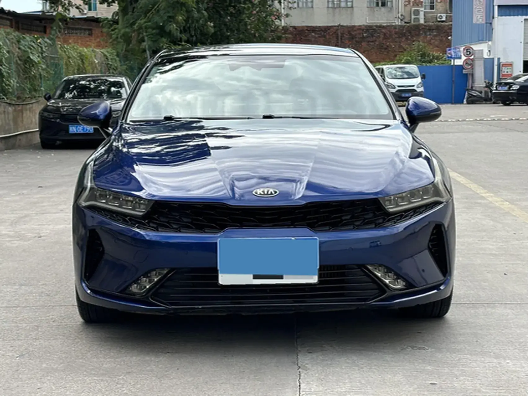 2020 KIA K5 thumbnail 2