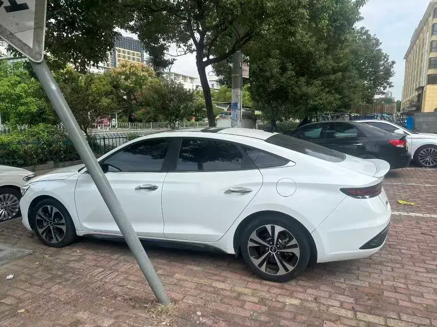 2021 HYUNDAI LA thumbnail 2