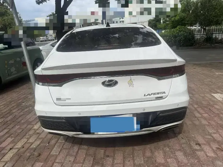 2021 HYUNDAI LA thumbnail 3