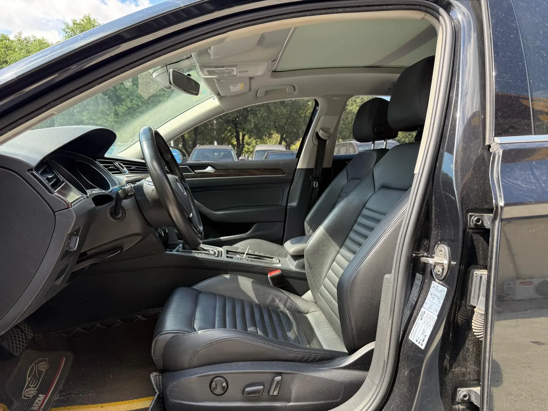 2019 VOLKSWAGEN MAGOTAN thumbnail 4