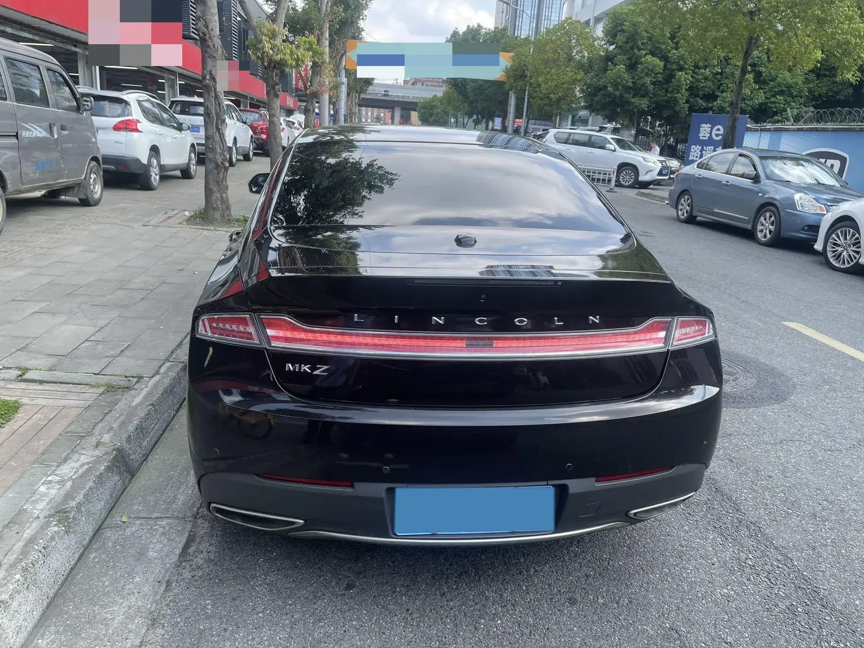 2020 LINCOLN MKZ thumbnail 4