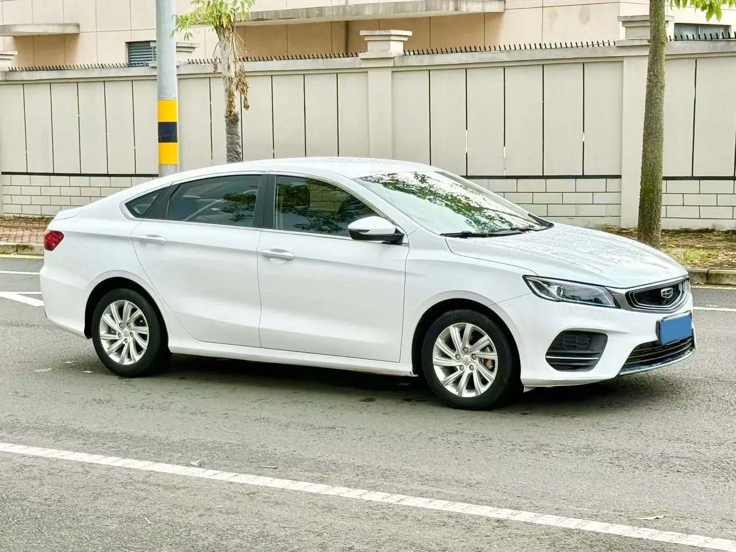 2020 GEELY BINRAY thumbnail 2