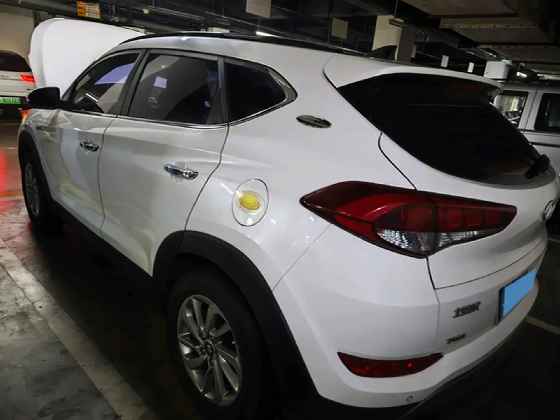 2018 HYUNDAI TUCSON thumbnail 2