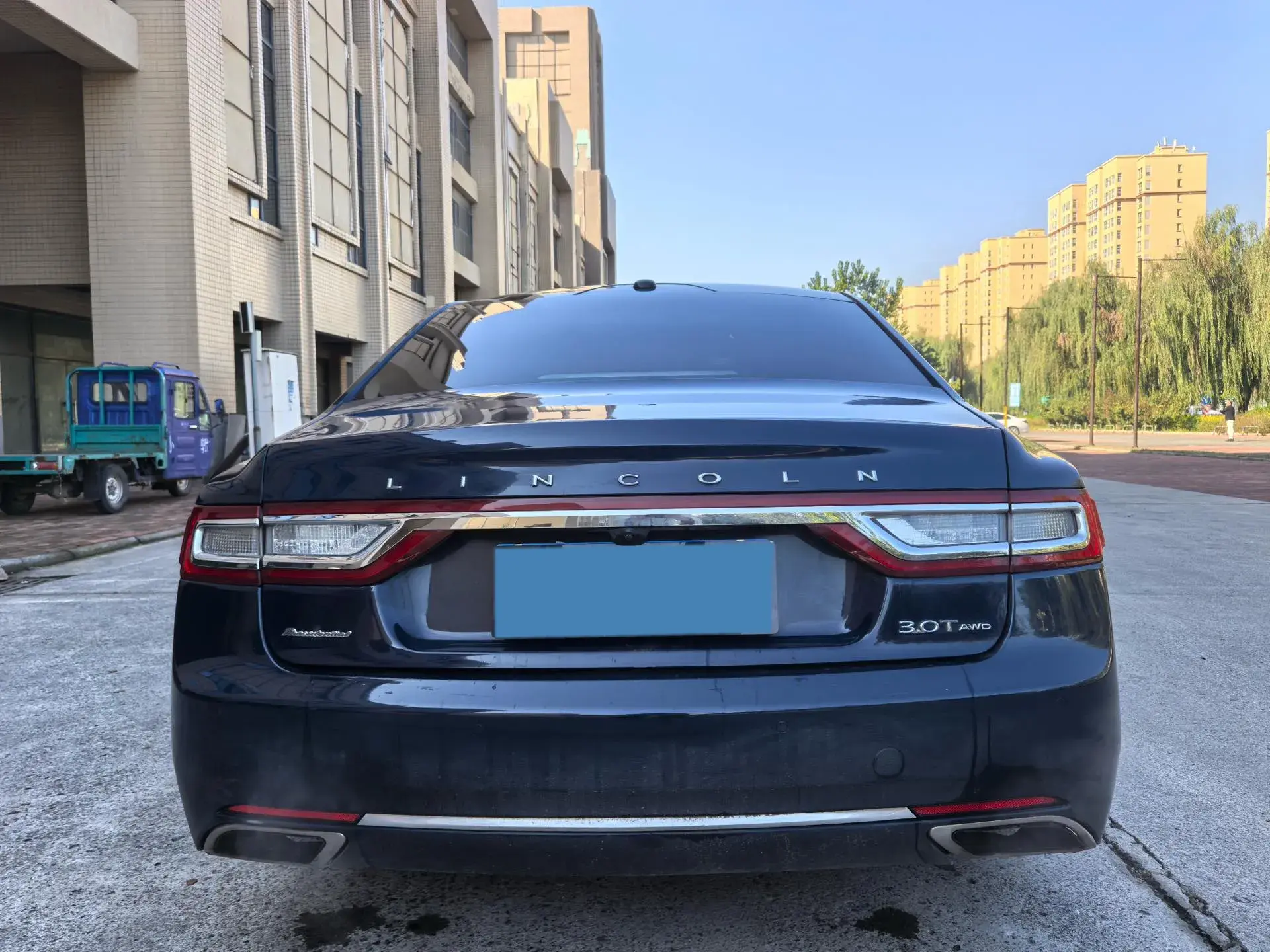 2017 LINCOLN CONTINENTAL thumbnail 4