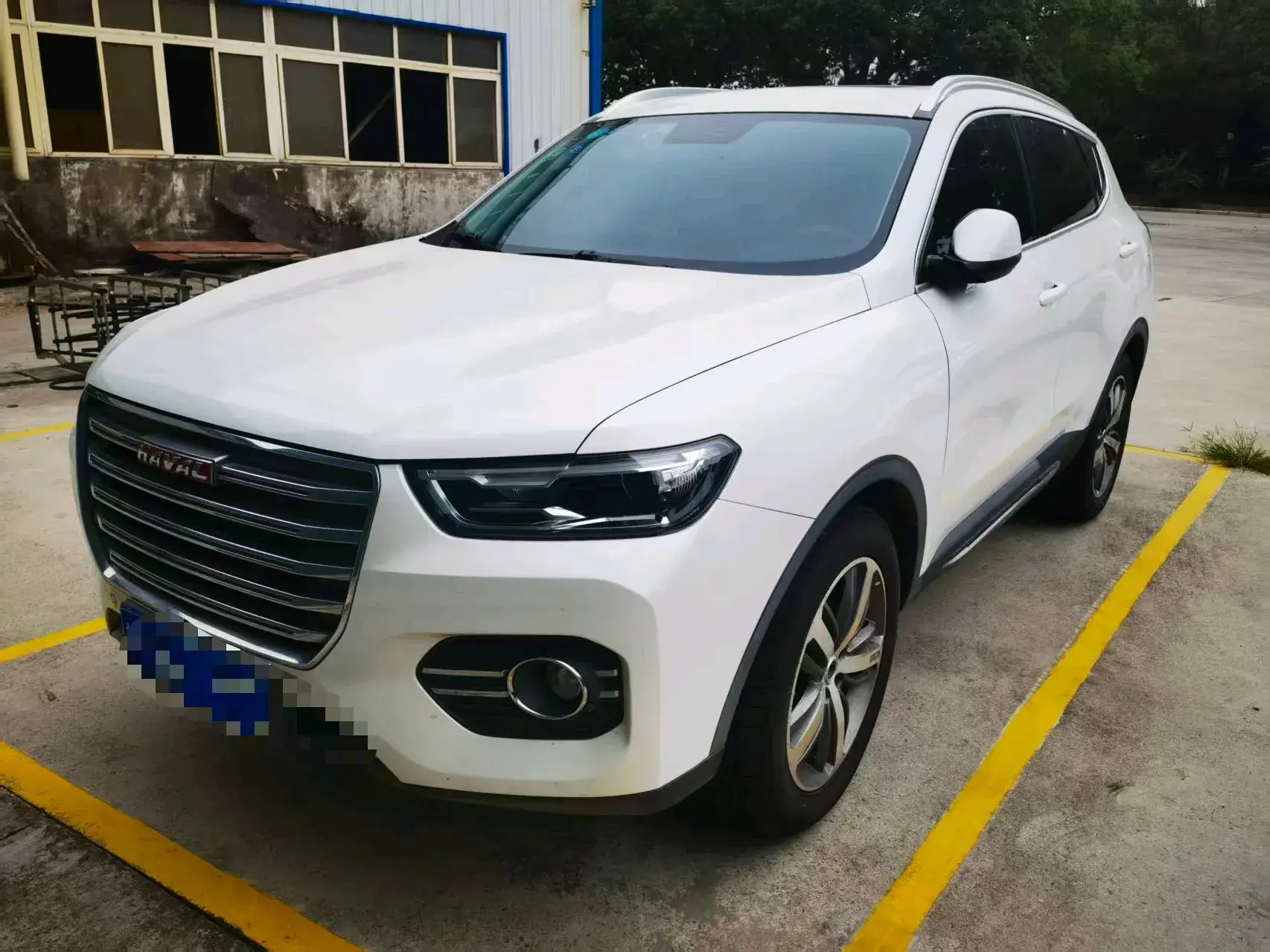 2017 HAVAL H6 view 1