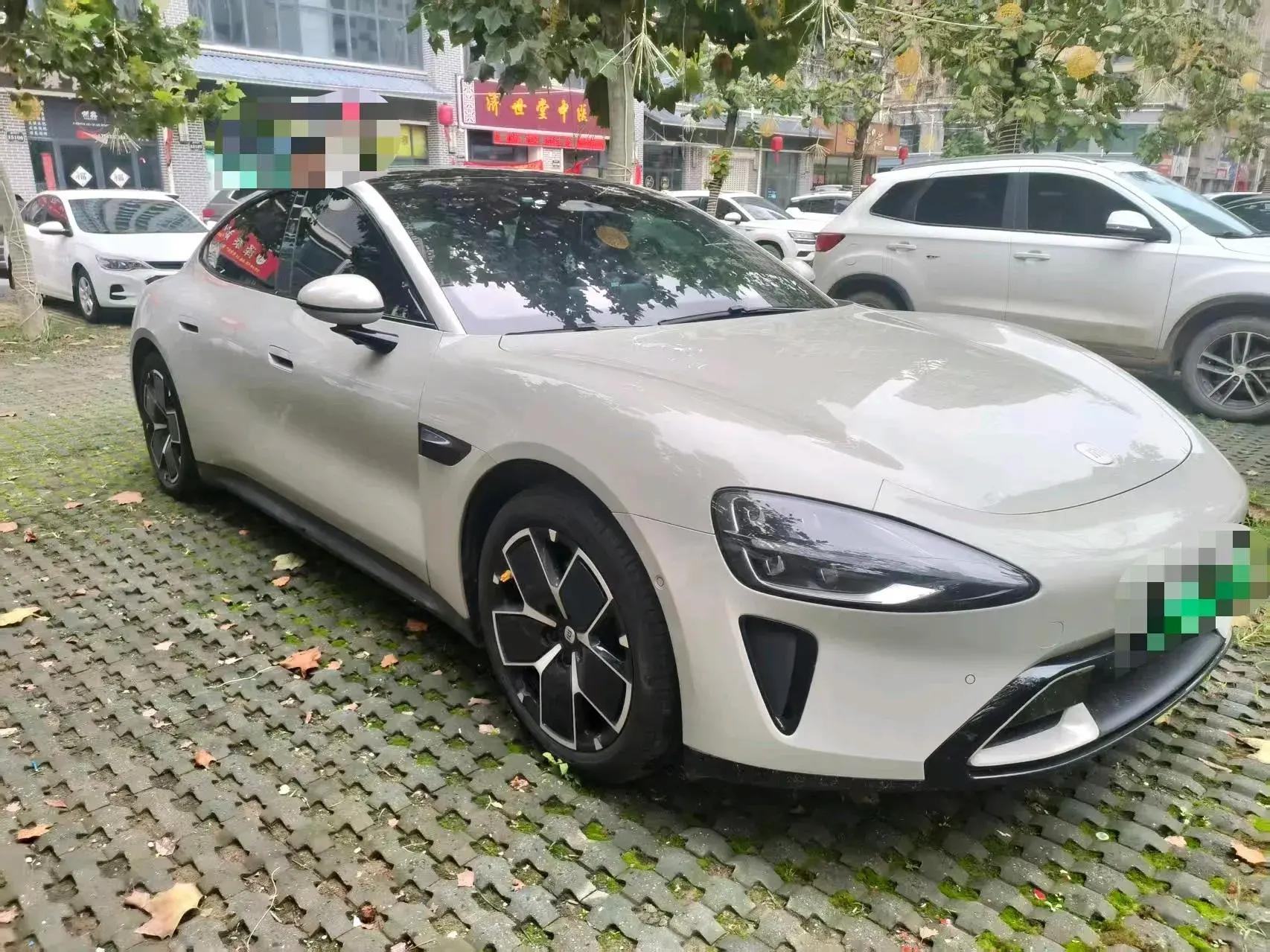 2024 MI SU7 thumbnail 2